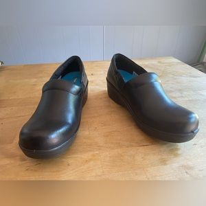 Dr.Scholls clogs